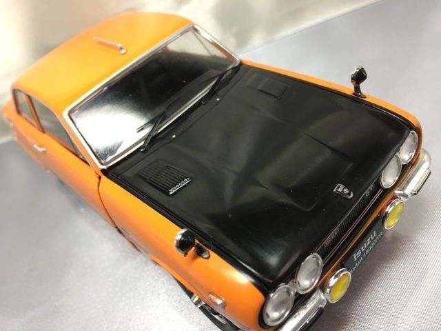 1/24国産名車コレクション14 いすゞ ベレット1600GTR (1969