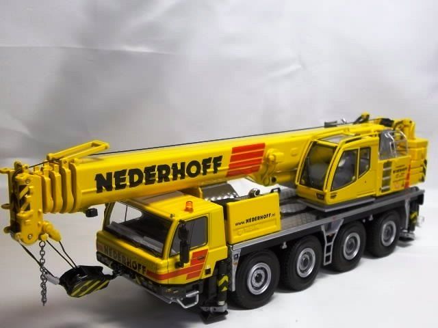 タダノ ファウン オールテレーン クレーン 1台（ドイツ製 建設