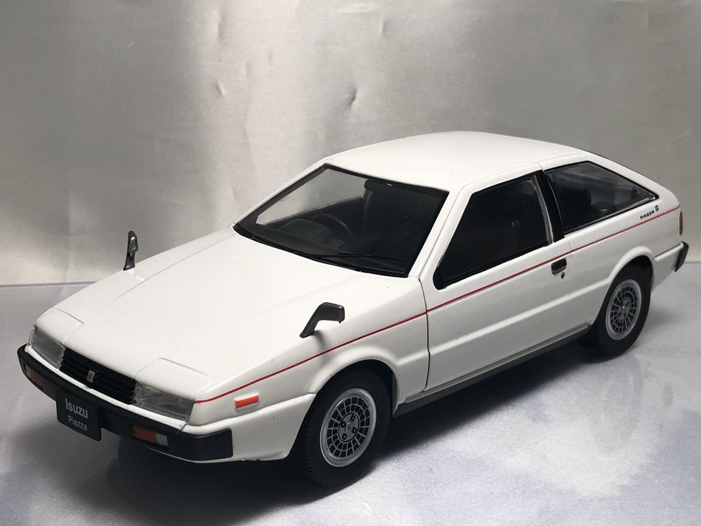 1/24 国産名車コレクション ISUZU PIAZZA Irmscher 本・雑誌・漫画