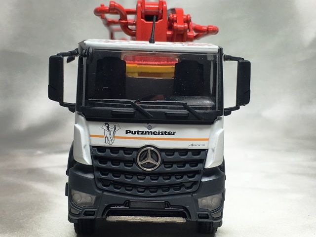 Conrad 1/50 ベンツアクトロス コンクリート ポンプ車 1/50 conrad メルセデスベンツ アロクス コンクリートポンプ車