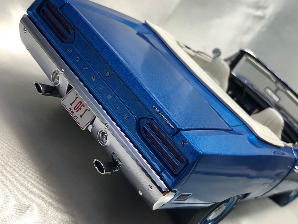 1/18 GMP プリムス ロードランナー コンバーチブル 1970