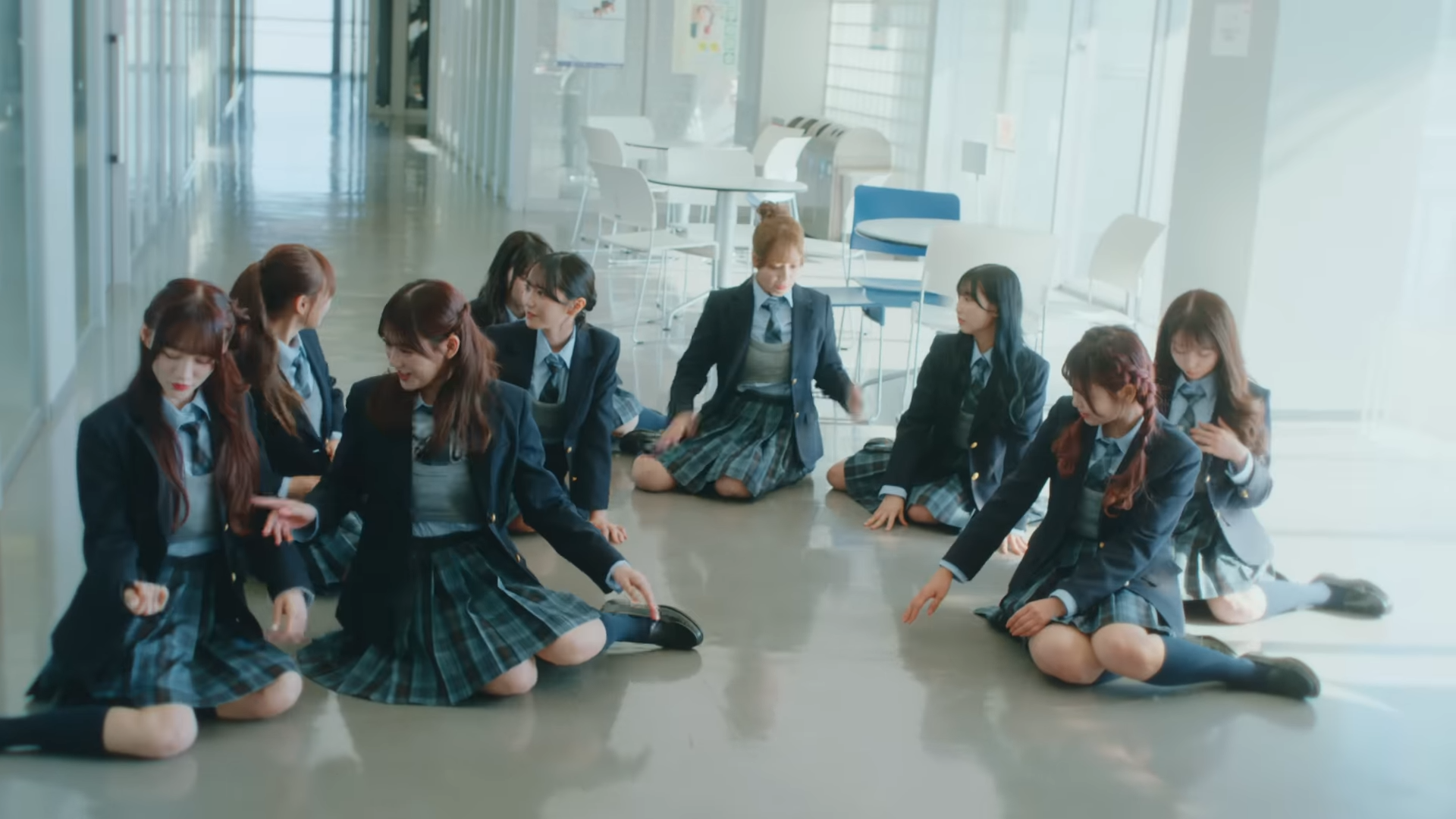 イコラブ　恋人以上、好き未満 MV 生写真 まとめ売り 恋人以上、好き未満」全身ダンスver.です💜 みなさんもぜひ踊っ