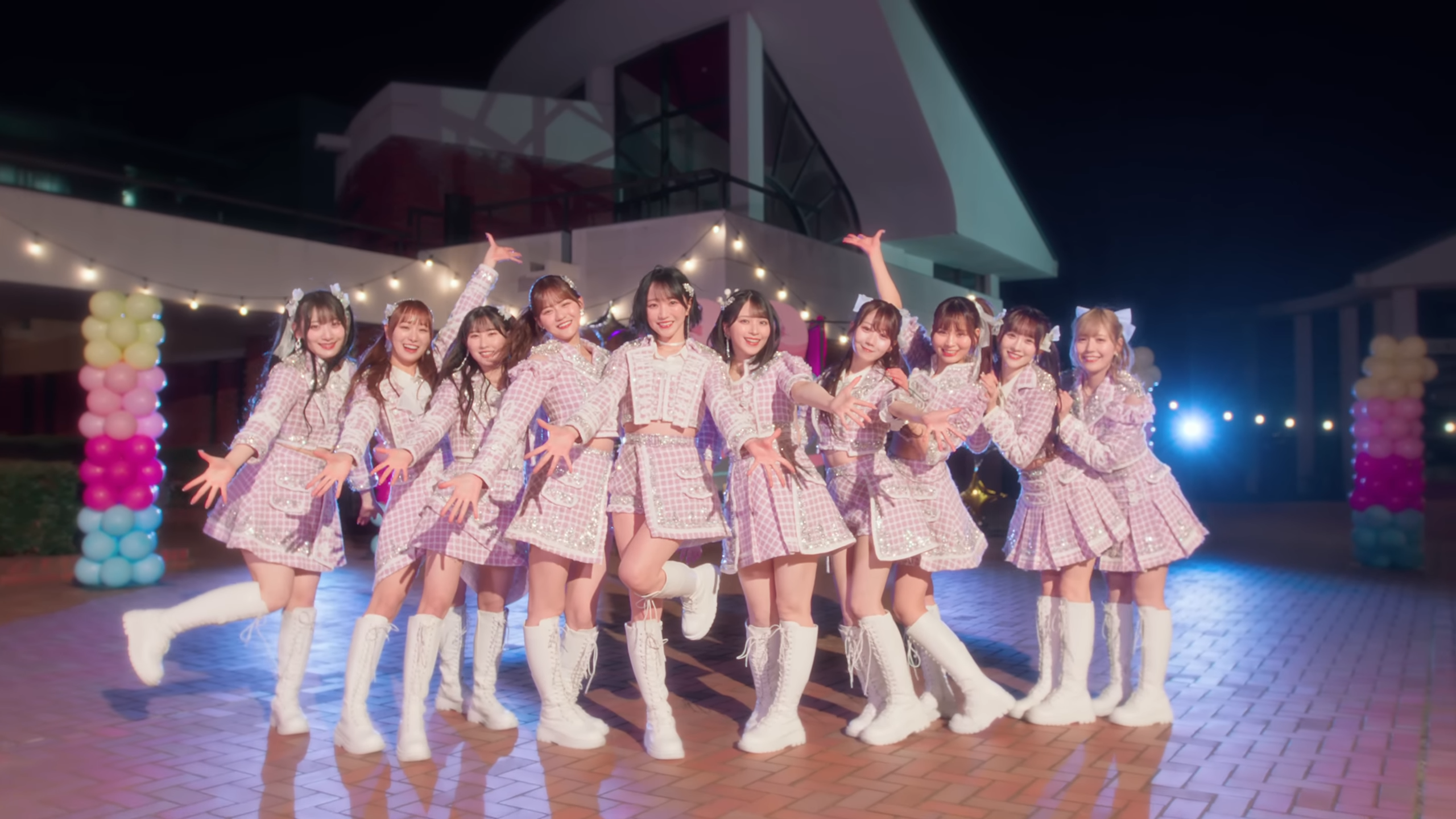 【未開封・匿名配送】 超特急逃走中 イコラブ 生写真 = LOVE 8セット LOVE 18thシングルより、カップリング曲『超特急逃走中』MV公開