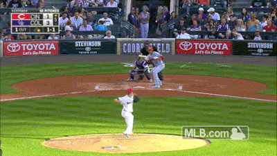 070317_arenado_bunt_n5qzrpp8