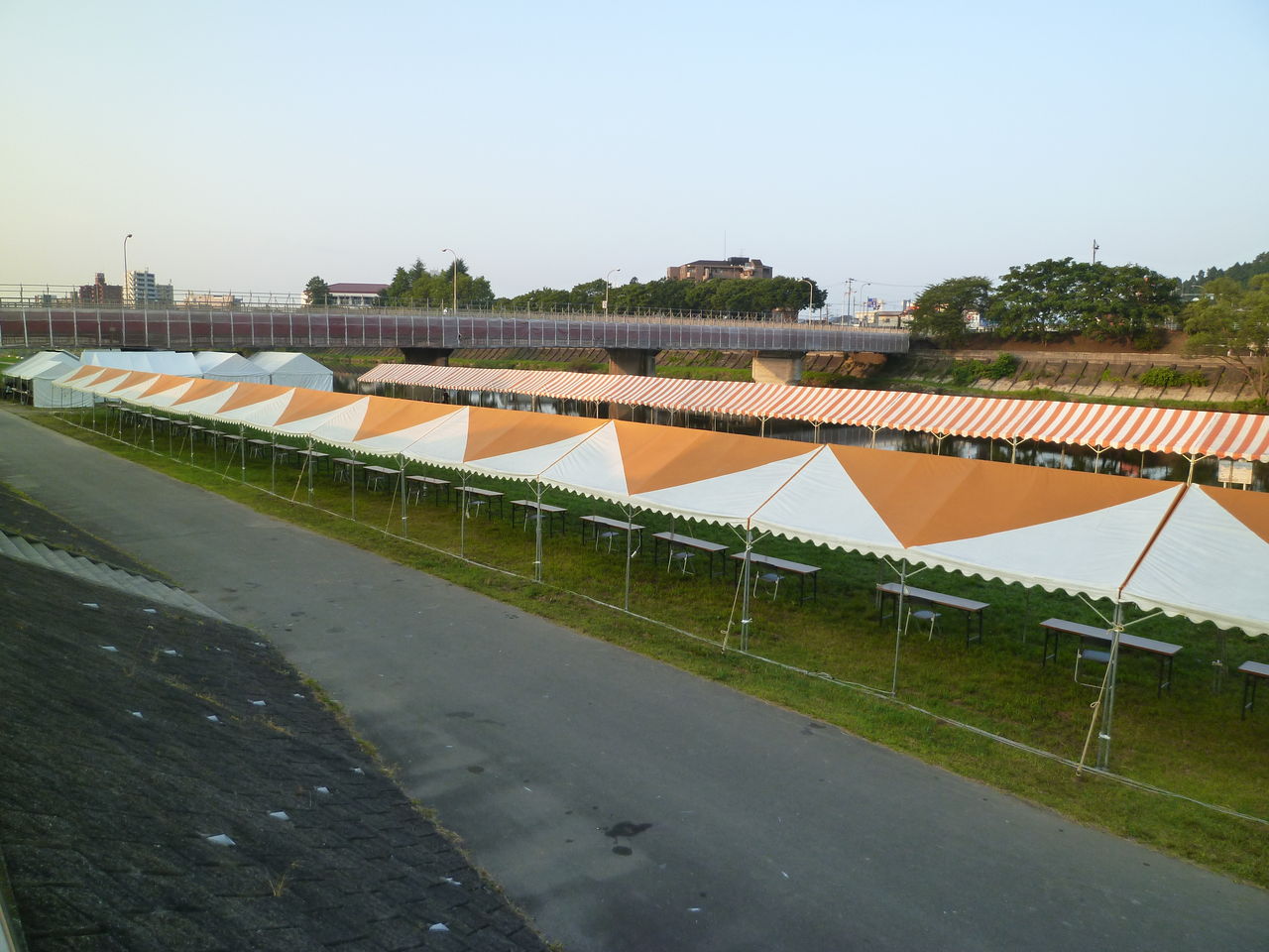 明日は広瀬川灯ろう流し 花火大会 13 8 19月 みさおばさんの有閑日記
