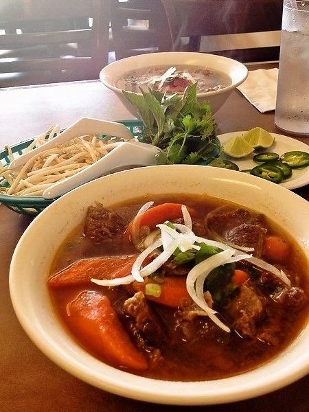 ベトナム料理やのビーフシチュー