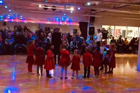 ダンス教室の発表会