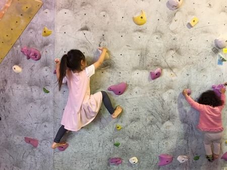 クライミングジム