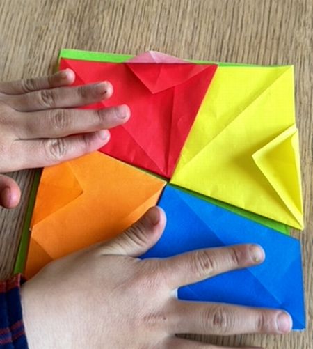 夏休みの活動～幾何学折り紙