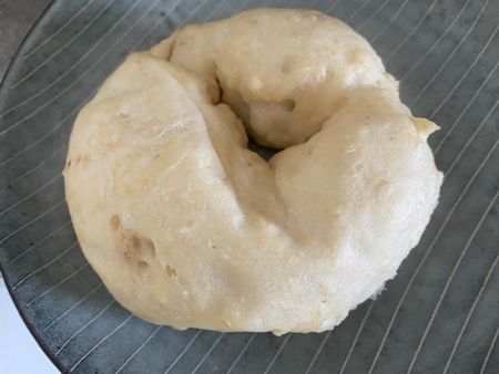 米粉ベーグルと味噌仕込み