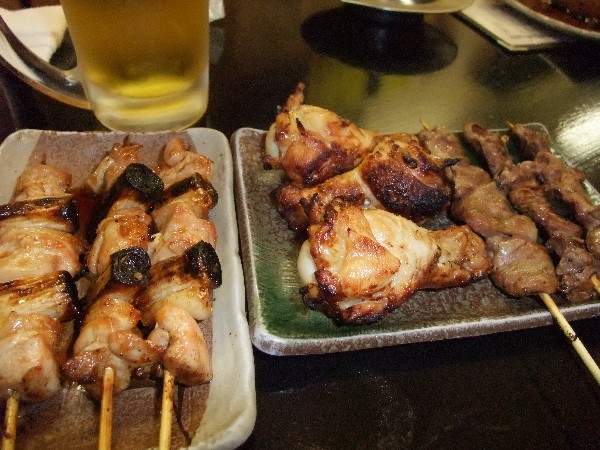 湯畑隣の焼き鳥 静 で飲んできました 草津温泉 湯の宿 みさごのブログ