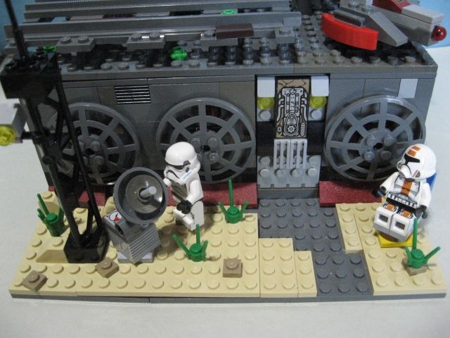 レゴ オリジナル 帝国軍ド辺境駐屯基地 玩具劇場ガンバランス倉庫