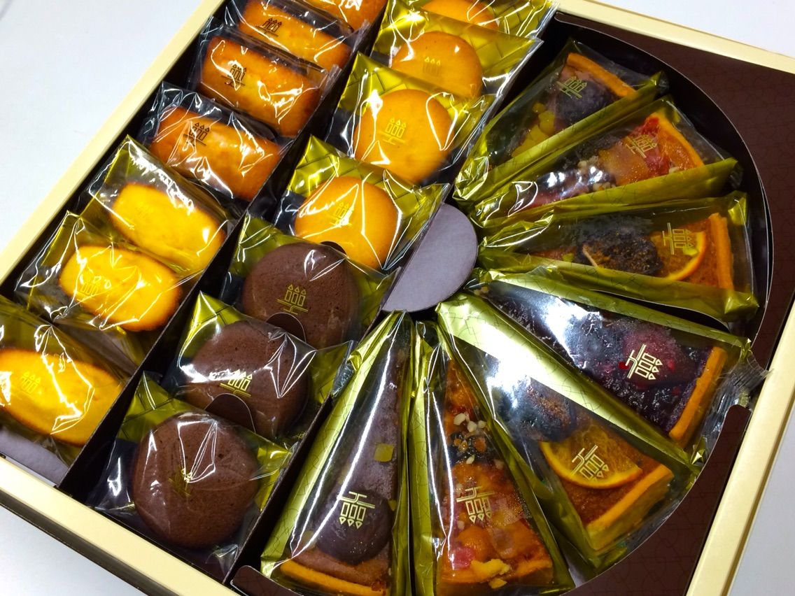 菓子折りが届きました 入社8年目のみそかなブログ