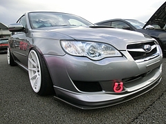スバル・レガシィ2.0GT(BP5)右前