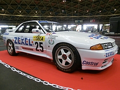 ZEXELスカイライン(R32)右側面
