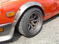 日産フェアレディZ(S30)フロントフェンダー