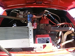 ジャンニーニ590GTコルサ エンジンルーム