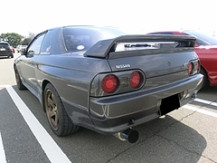 日産スカイラインGT-R(R32) 左後ろ