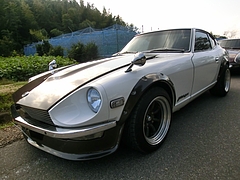 日産フェアレディZ(S30)左前