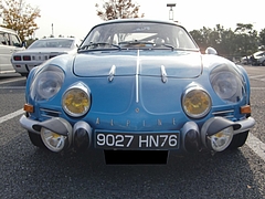 アルピーヌA110前面