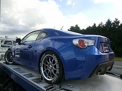 スバルBRZ左後ろ