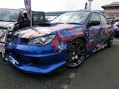痛車スバル・インプレッサSTi(GDB-F)左前