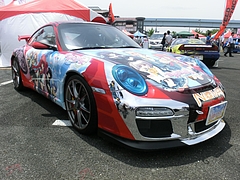 痛車ポルシェ911GT3(997)右前