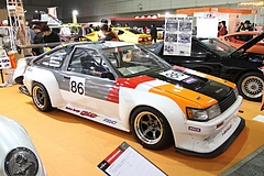 トヨタ・カローラレビンN2仕様(AE86) 右前