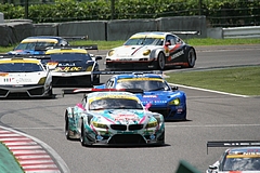 GSR初音ミクBMW・Z4GT3鈴鹿最終コーナー