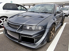 三菱ミラージュ前面