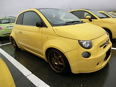 フィアット500右側面
