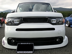 日産 キューブ フロントマスク