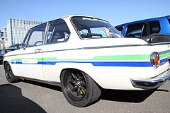 BMW2002ti左側面
