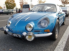 アルピーヌA110左前