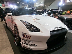 ベンソープラGT-R(R35)右前