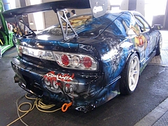 NOW CONMPANY日産シルエイティー右後ろ