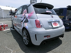 フィアット500esse esse左後ろ