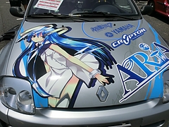 痛車ルノークリオV6ボンネット