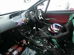 ホンダ・シビック タイプRユーロ(FN2)スーパー耐久仕様運転席
