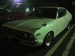 日産バイオレット左前