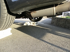 適当ジャッキアップ されたレガシィ