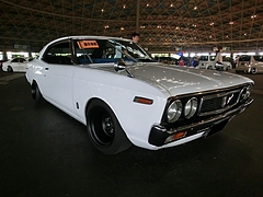 日産ローレルSGX右前
