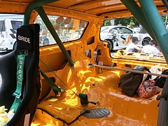 痛車ホンダ・シビック車内