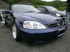 ホンダ・シビック右前