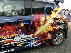 痛車スズキ・スイフトスポーツ(ZC31S)左側面