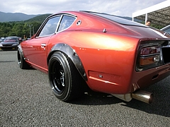 日産フェアレディZ(S30)左後ろ