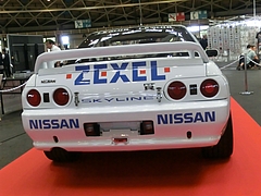 ZEXELスカイライン(R32)リヤビュー