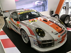 ハンコックポルシェ911GT3R(997) 右前