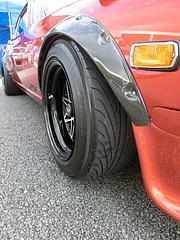 日産フェアレディZ(S30)フロントタイヤ