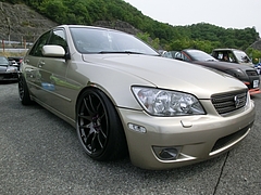 トヨタ・アルテッツァ
